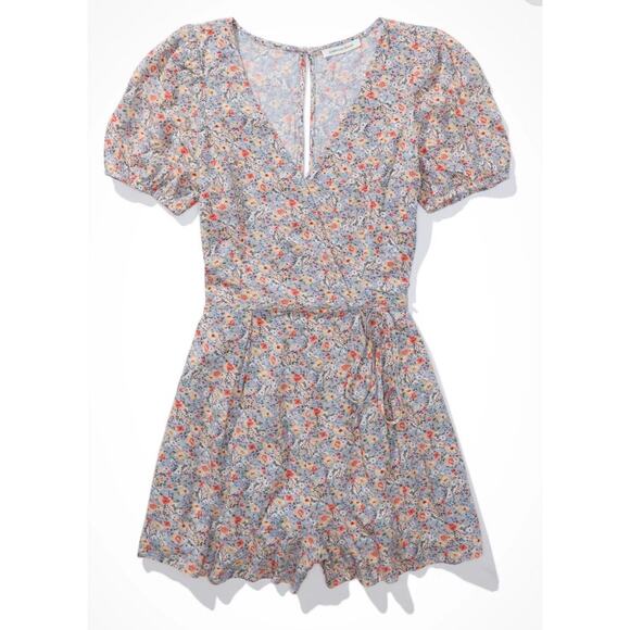American Eagle Floral Carnation Wrap Front Lightweight V Neck Summer Romper Sz L - Picture 15 of 15